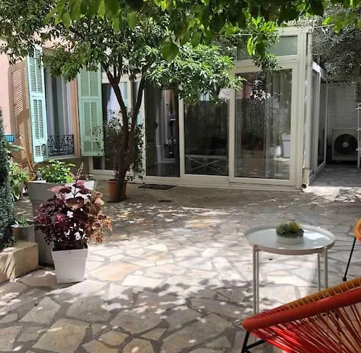 Charmant 4 Pieces - Cour Privative - Port De Nice