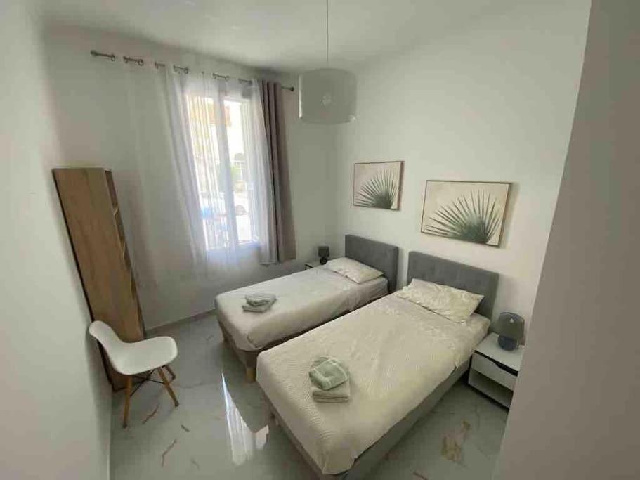 4 Pieces - Cour Privative - Port De Appartamento *