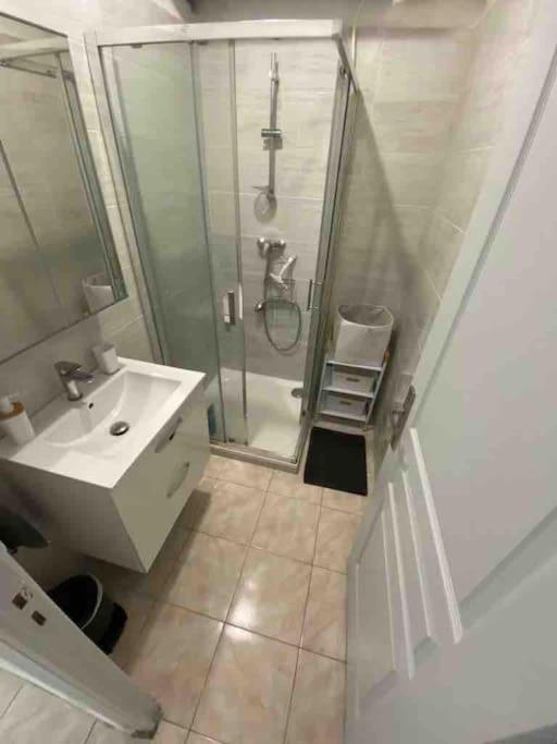 4 Pieces - Cour Privative - Port De * Nizza